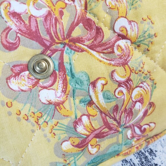 Vintage Maggi B Yellow Quilted Floral Toiletry Makeup Bag Made in Canada - Picture 14 of 16